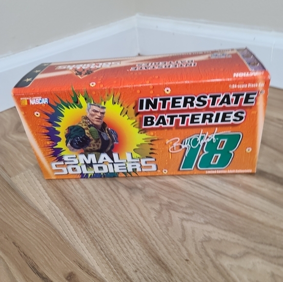 Vintage Nascar collection car NIB - Picture 13 of 16